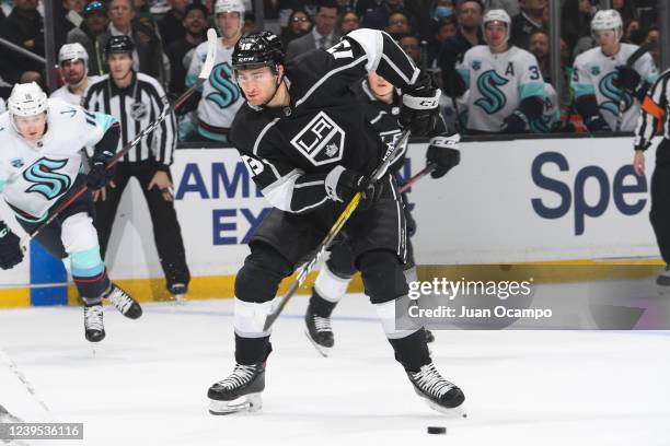 Gabriel Vilardi of the Los Angeles Kings skates with puck during the first period against the Seattle Kraken at Crypto.com Arena on March 26, 2022 in...