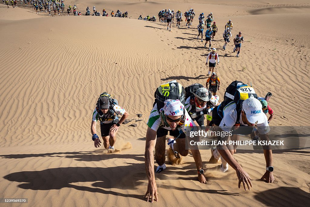 TOPSHOT-MARATHON-MOROCCO-SABLES-SAND