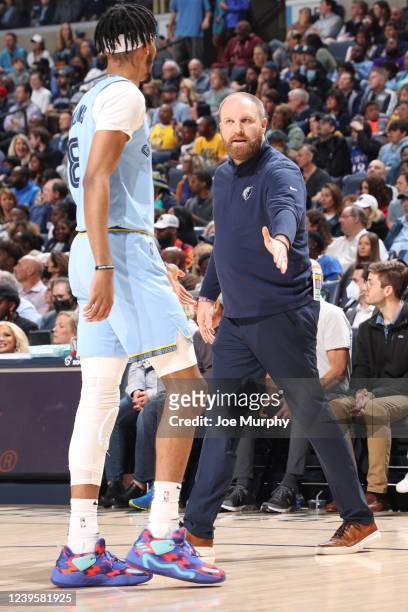 Head Coach Taylor Jenkins of the Memphis Grizzlies talks to Ziaire Williams during the game against the Golden State Warriors on March 28, 2022 at...