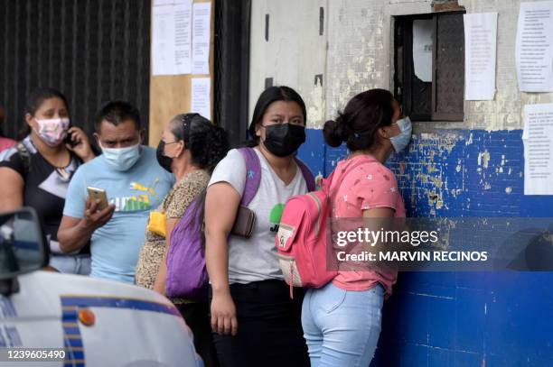Relatives of Salvadorans captured for alleged gang links by the National Civil Police ask for information about their relatives following the...