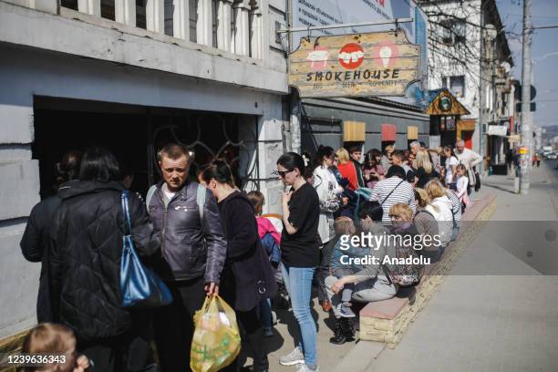 At 128 Stefan Cel Mare in Chisinau there is Smokehouse restaurant that is a refugees distribution center since 5 weeks, thanks to the owners David...