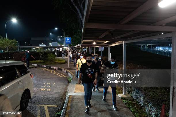 Checkpoint Sg Woodlands Train Checkpoint Photos and Premium High Res Pictures - Getty ...