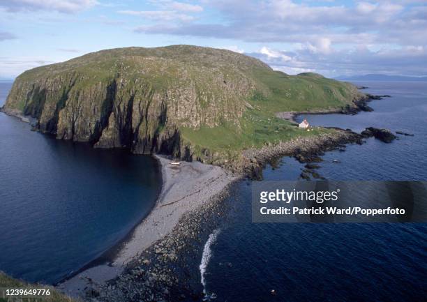 House Island or Eilean an Taighe, joined to Rough Island or Garbh Eilean by an isthmus, parts of the Shiant Isles in the Outer Hebrides of Scotland,...