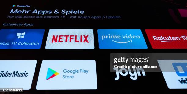 March 2022, Baden-Wuerttemberg, Rottweil: On a TV in an apartment, various streaming services are open. Photo: Silas Stein/dpa