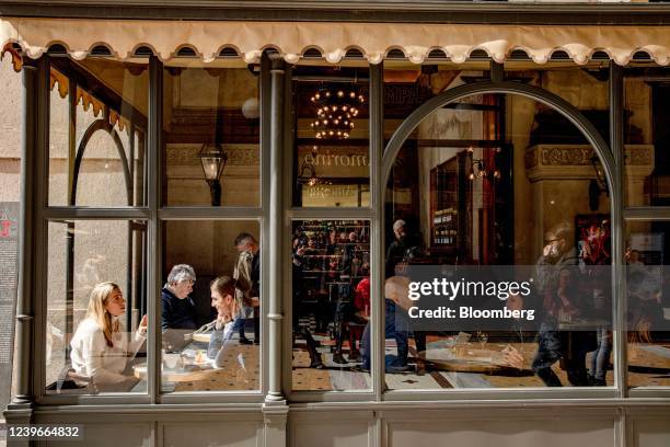 Customers inside a restaurant in central Milan, Italy, on Friday, April 1, 2022. At the end of the March, Mario Draghis government ceased a state of...