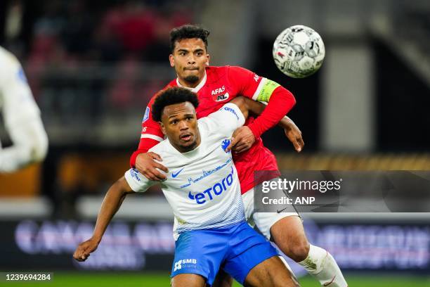 Lois Openda of Vitesse, Owen Wijndal of AZ Alkmaar during the Dutch Eredivisie match between AZ Alkmaar and Vitesse at the AFAS stadium on April 2,...