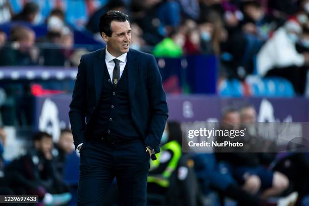 Villarreal's Head coach Unai Emery during spanish La Liga match between Levante UD vs Villarreal CF at Ciutat de Valencia Stadium on April 2, 2022.