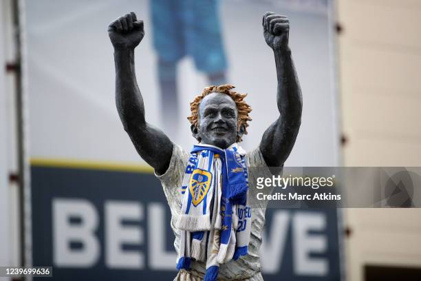 The Statue of former Leeds United player Billy Bremner during the Premier League match between Leeds United and Southampton at Elland Road on April...