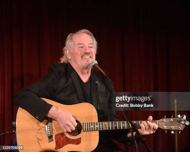 Tom Wopat performs at The Rrazz Room on April 2, 2022 in New Hope City.