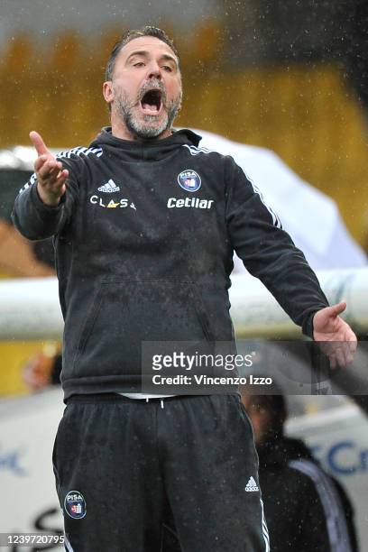 Luca D'angelo coach of Pisa, during the match of the Italian Serie B championship between Benevento vs Pisa final result, Benevento 5, Pisa 1, match...