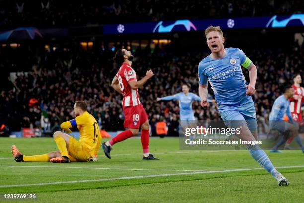 Kevin de Bruyne of Manchester City celebrates his 1-0 during the UEFA Champions League match between Manchester City v Atletico Madrid at the Etihad...