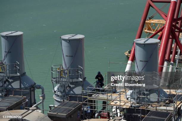 257 Oil Floating Platform Stock Photos, High-Res Pictures, and Images ...