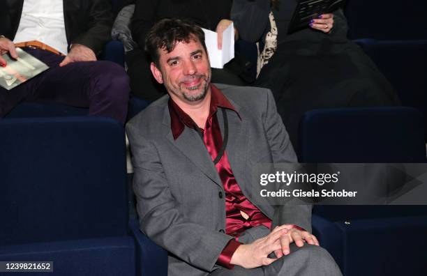 Erran Erran Baron Cohen Photos and Premium High Res Pictures - Getty Images