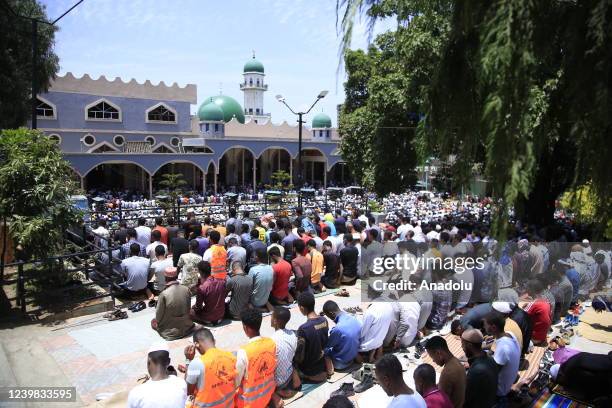 Anwar Mosque Ethiopian Mosque Photos and Premium High Res Pictures - Getty Images