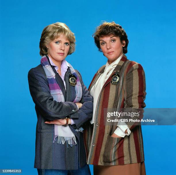 Tyne Daly Sharon Gless Photos and Premium High Res Pictures Getty Images Tyne Daly Sharon Gless Photos and Premium High Res Pictures Getty Images
