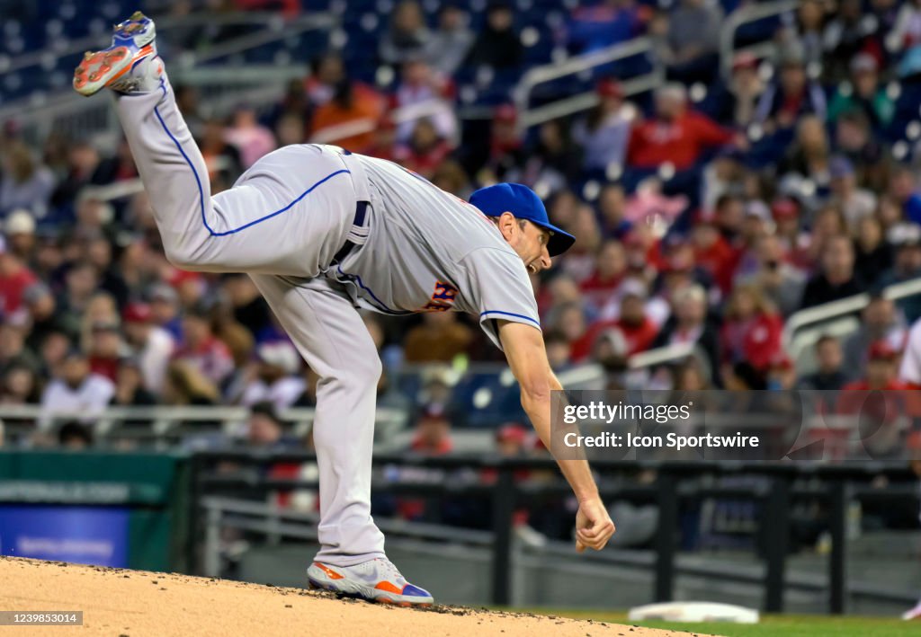 Mess Pitcher New York Mets starting pitcher Max Scherzer pitches during the New ...