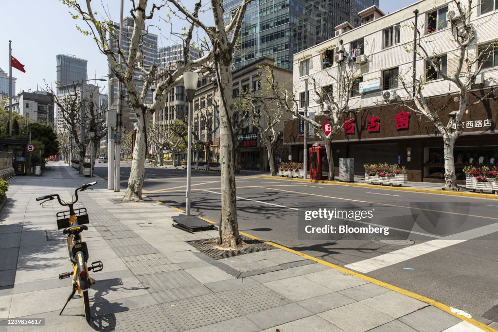 Shanghai Adjusts Lockdown Policy
