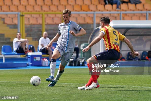 Alberto Almici during the Italian soccer Serie B match US Lecce vs SPAL on April 09, 2022 at the Stadio Via del Mare in Lecce, Italy