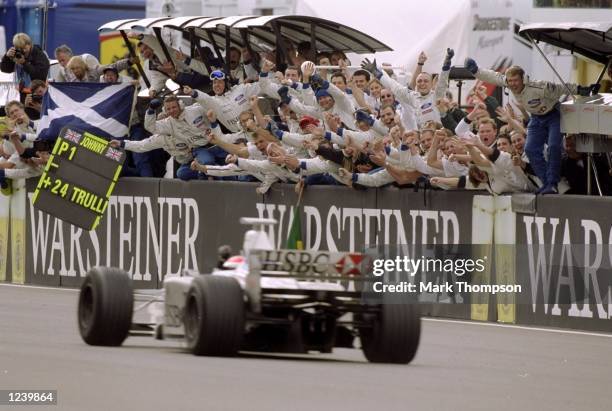 Johnny Ip Racing Johnny Herbert Wins Photos and Premium High Res Pictures - Getty Images