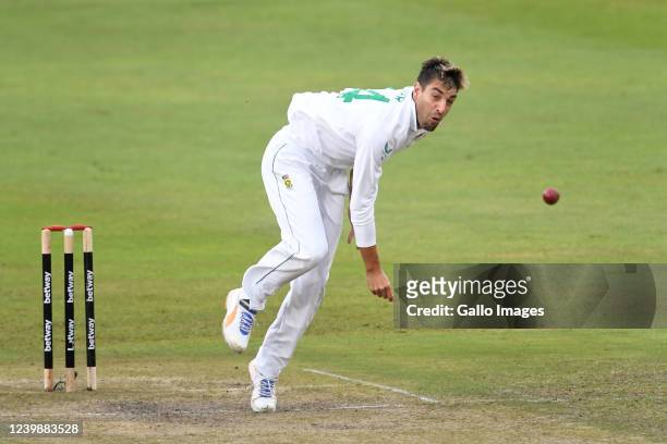 Duanne Olivier of the Proteas during day 3 of the 2nd ICC WTC2 Betway Test match between South Africa and Bangladesh at St George's Park on April 10,...