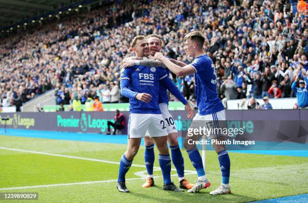 Kiernan Dewsbury-Hall of Leicester City celebrates with James Maddison of Leicester City and Luke Thomas of Leicester City after scoring to make it...