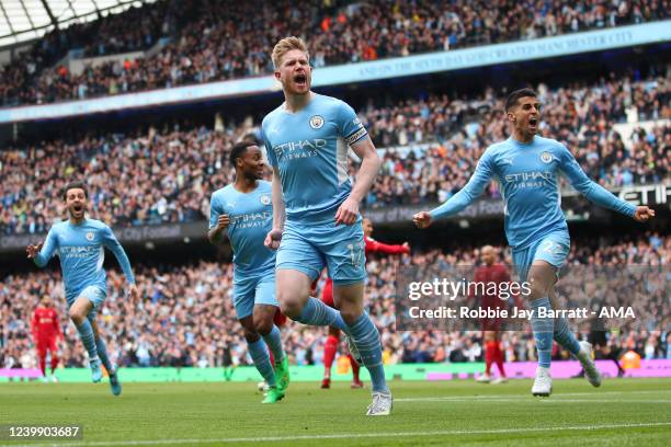 Kevin De Bruyne of Manchester City celebrates after scoring a goal to make it 1-0 during the Premier League match between Manchester City and...