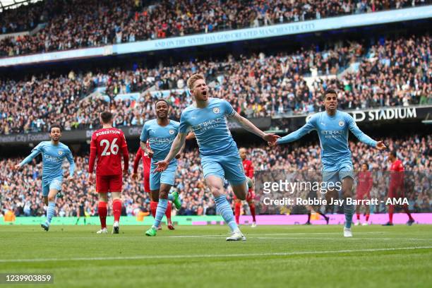 Kevin De Bruyne of Manchester City celebrates after scoring a goal to make it 1-0 during the Premier League match between Manchester City and...