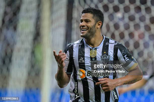 Hulk of Atletico Mineiro celebrates after scoring the second goal of his team during a match between Atletico Mineiro and Internacional as part of...