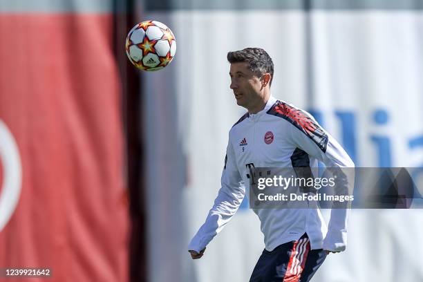 Robert Lewandowski of Bayern Muenchen controls the ball during a training session at Saebener Strasse training ground on April 11, 2022 in Munich,...