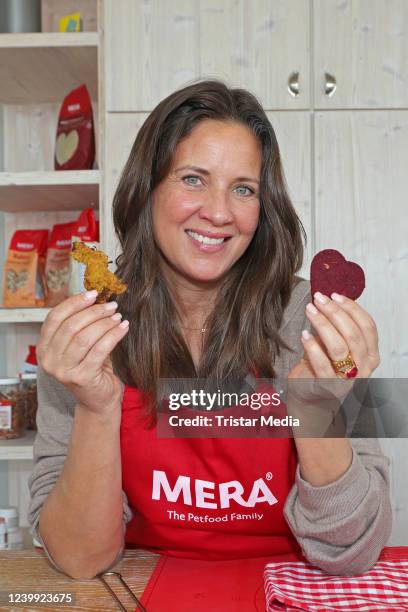 Dana Schweiger bakes dog biscuit with Mera petfood at Sturmfreie Bude on April 11, 2022 in Hamburg, Germany.