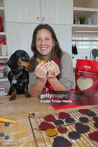 Dana Schweiger bakes dog biscuit with Mera petfood at Sturmfreie Bude on April 11, 2022 in Hamburg, Germany.