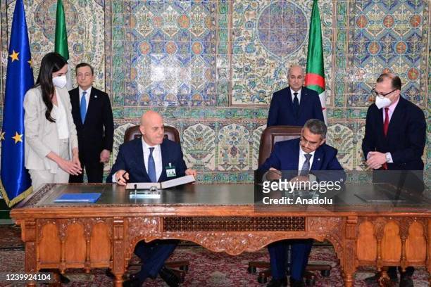 Claudio Descalzi , CEO of the Italian oil company ENI, and Tevfik Hakkar , Director of the Algerian national oil company Sonatrach attend a signing...