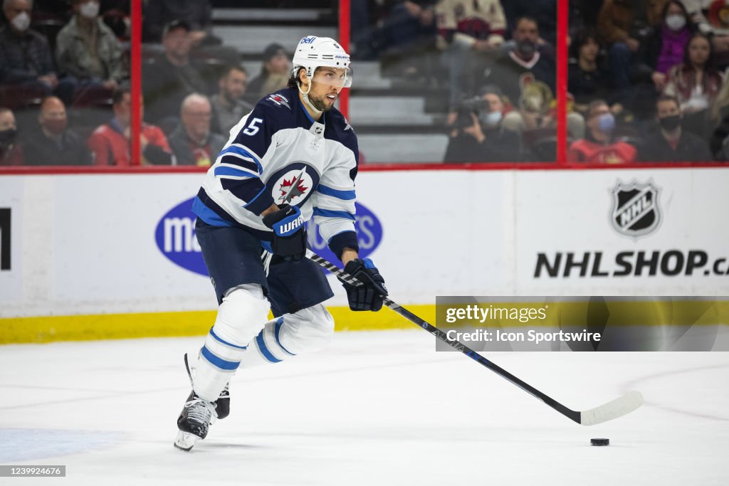 NHL: APR 10 Jets at Senators