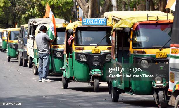 Delhi Auto Ricksa Delhi Auto Photos and Premium High Res Pictures - Getty Images