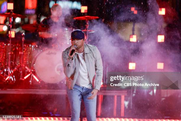 Cole Swindell and Lainey Wilson performing at the 2022 CMT Music Awards, broadcasting LIVE from Nashville on Monday, April 11 on the CBS Television...