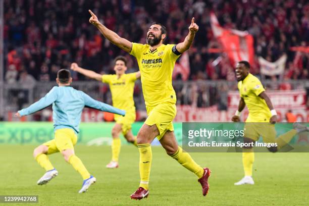 Raúl Albiol of Villarreal celebrates with his teammates after Villarreal qualify for the Champions League Semifinals following the UEFA Champions...