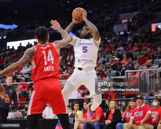 Myles Powell of the Delaware Blue Coats shoots the ball against the Rio Grande Valley Vipers during Game 1 of the 2021-22 G League Finals on April...