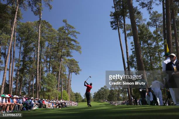 Rear view of Tiger Woods in action, drive during Sunday play at Augusta National. Augusta, GA 4/10/2022 CREDIT: Simon Bruty