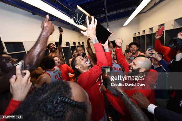 Gerald Green of the Rio Grande Valley Vipers celebrates with the 2021-22 G League Finals Trophy after winning Game 2 of the 2021-22 G League Finals...