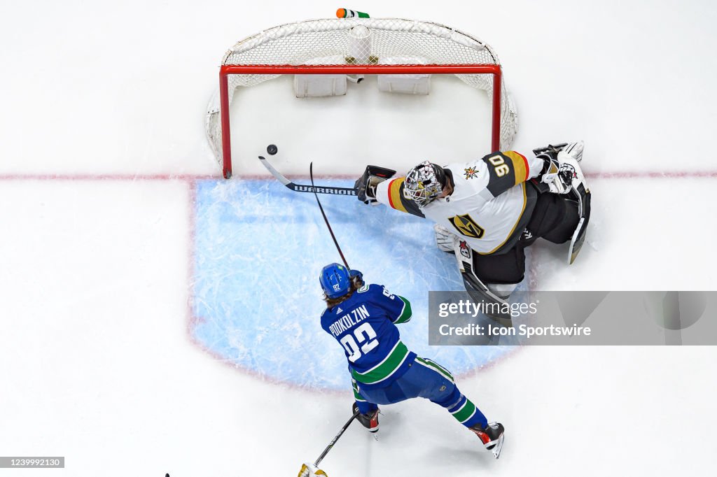 NHL: APR 12 Golden Knights at Canucks