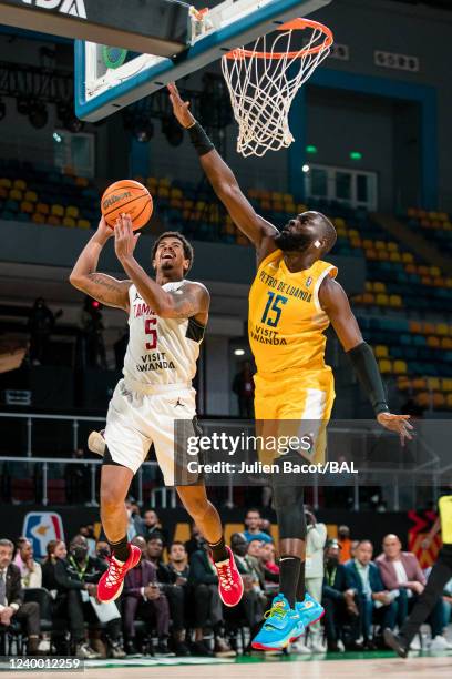 Edgar Sosa of the Zamalek drives to the basket during the game against the Clube Atlético Petroleos de Luanda on April 15, 2022 at the Hassan Mostafa...