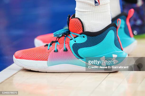 reality education appeal 688点のJoel Embiid Shoesのストックフォト - Getty Images