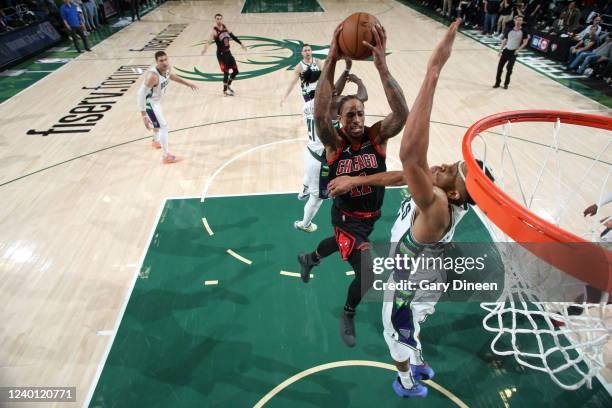 DeMar DeRozan of the Chicago Bulls shoots the ball during the game against the Milwaukee Bucks during Round 1 Game 2 of the NBA 2022 Playoffs on...