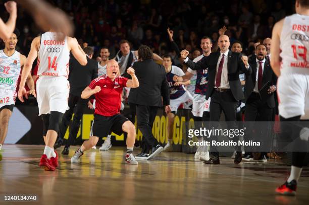 Bayern Munich bench players celebrates during during the Turkish Airlines EuroLeague Play Off Game 2 match between FC Barcelona and FC Bayern Munich...