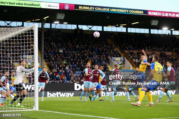 Oriol Romeu of Southampton misses a chance on goal during the Premier League match between Burnley and Southampton at Turf Moor on April 21, 2022 in...