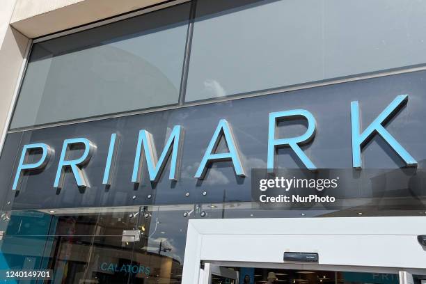 Primark Introduction 4,827 Primark Photos Stock Photos, High-Res Pictures, and Images ...