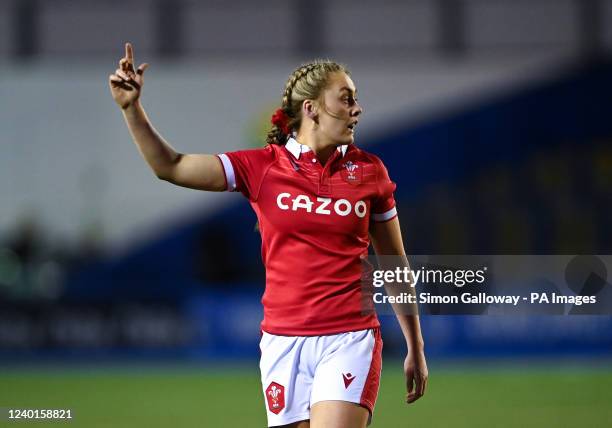 Wales' Hannah Jones in action during the TikTok Women's Six Nations match at Cardiff Arms Park, Cardiff. Picture date: Friday April 22, 2022.