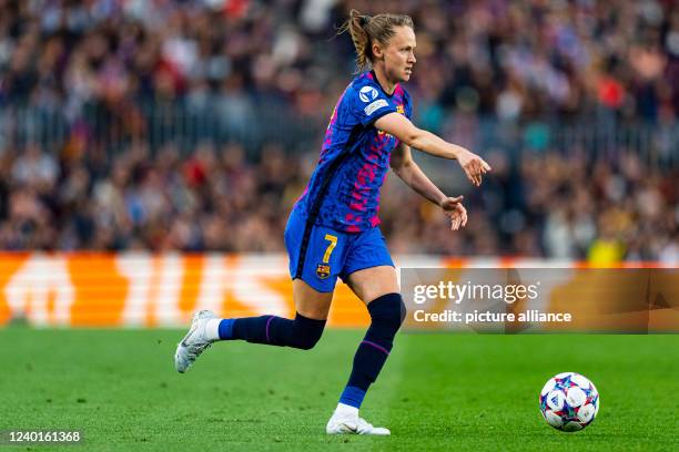 Caroline Graham Hansen in action during the Women?s Champions League football match between FC Barcelona and Vfl Wolfsburg, at the Camp Nou stadium...