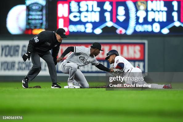 Chicago White Sox v Minnesota Twins Chicago White Sox v Minnesota Twins