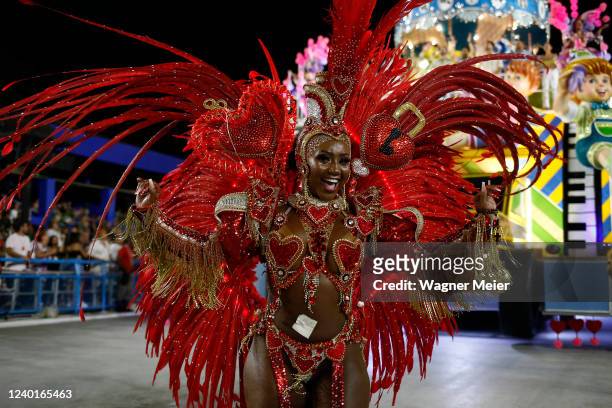 Members of Sao Clemente samba school during the Special Group Parade on day three of the Rio de Janeiro 2022 Carnival at Marques de Sapucai...